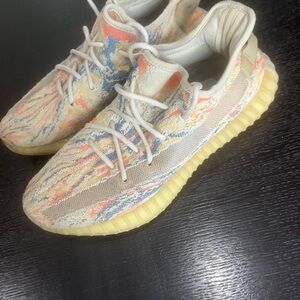 Yeezy Boost 350v2 (Mx Oat)